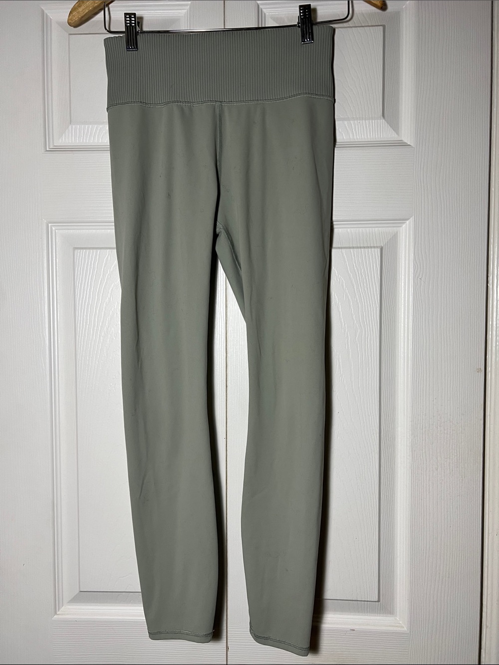 Vuori HighWaisted Legging Women’s Medium